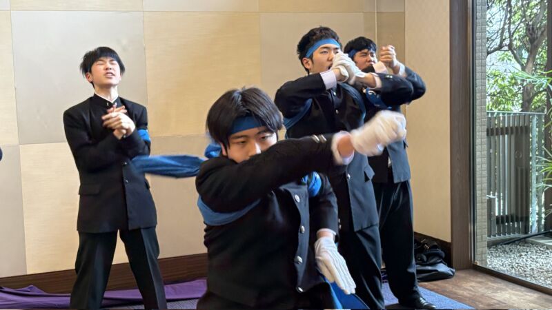 Image for the Tweet beginning: 今日のアルア碑文谷応援の様子です！
見てくれた皆様、ありがとうございました✨️
次回もよろしくお願いします🙏

#本郷学園 #本郷高校 #本郷中学校 #本郷学園応援団 